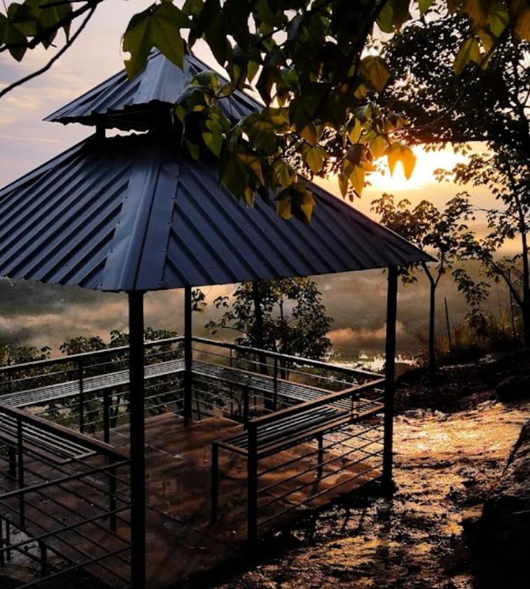 Misty Green Hills Parks & Resorts Kondotty Exterior foto